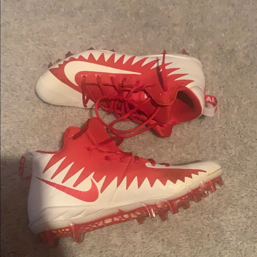 Nike Alpha Menace Pro